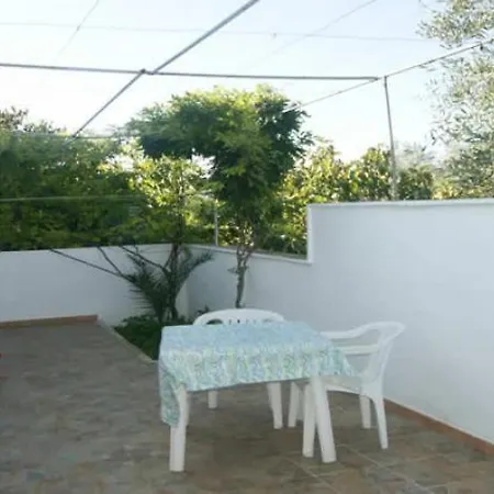 Vacanza A Torre Vado فيلة *